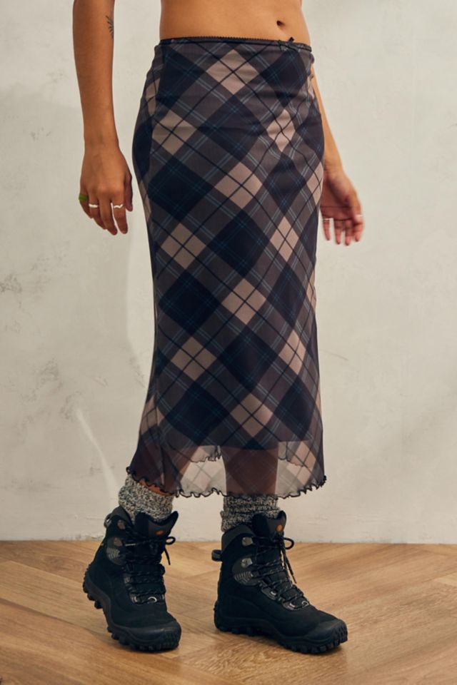 Black and white hotsell checkered skirt urban outfitters