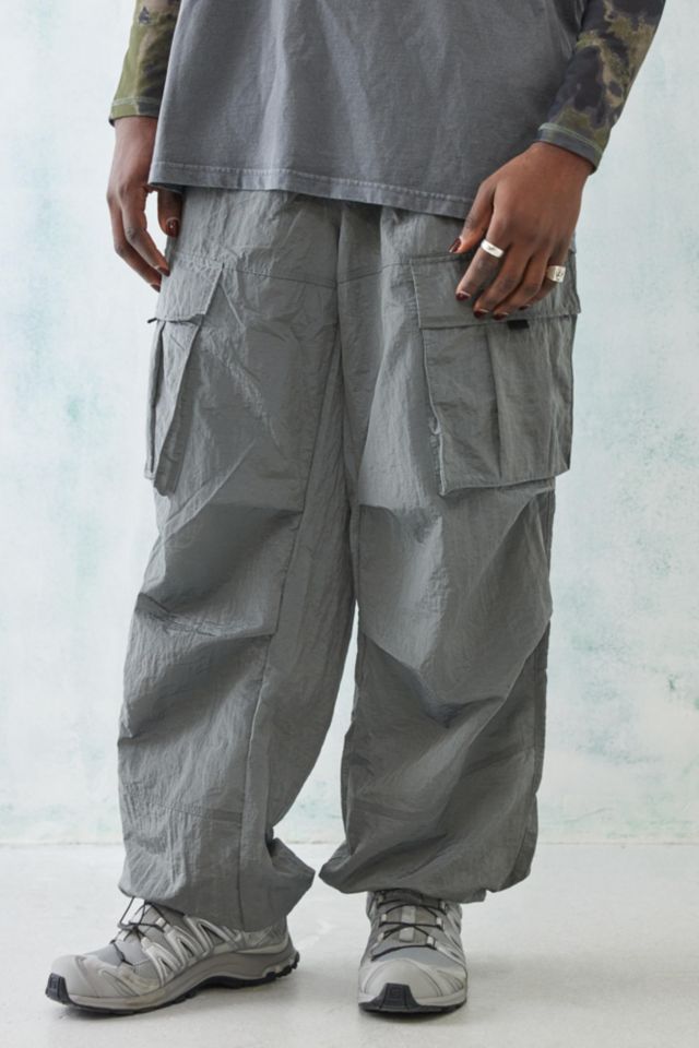 iets frans... Iridescent Silver Nylon Tech Climber Pant | Urban Outfitters