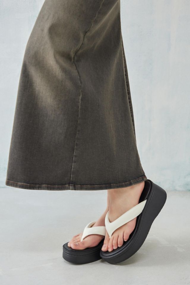 Urban outfitters hot sale platform sandals