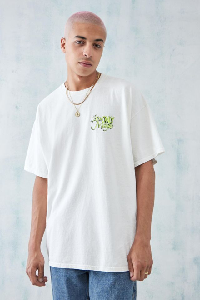 white t shirt urban outfitters