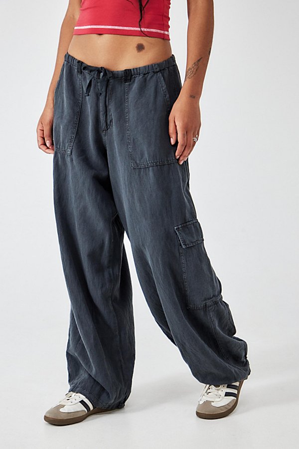 Bdg Cody Cocoon Pant In Black At Urban Outfitters