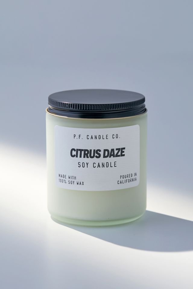 P.F. Candle Co. EU  Electric Surf Soft Focus Soy Candle