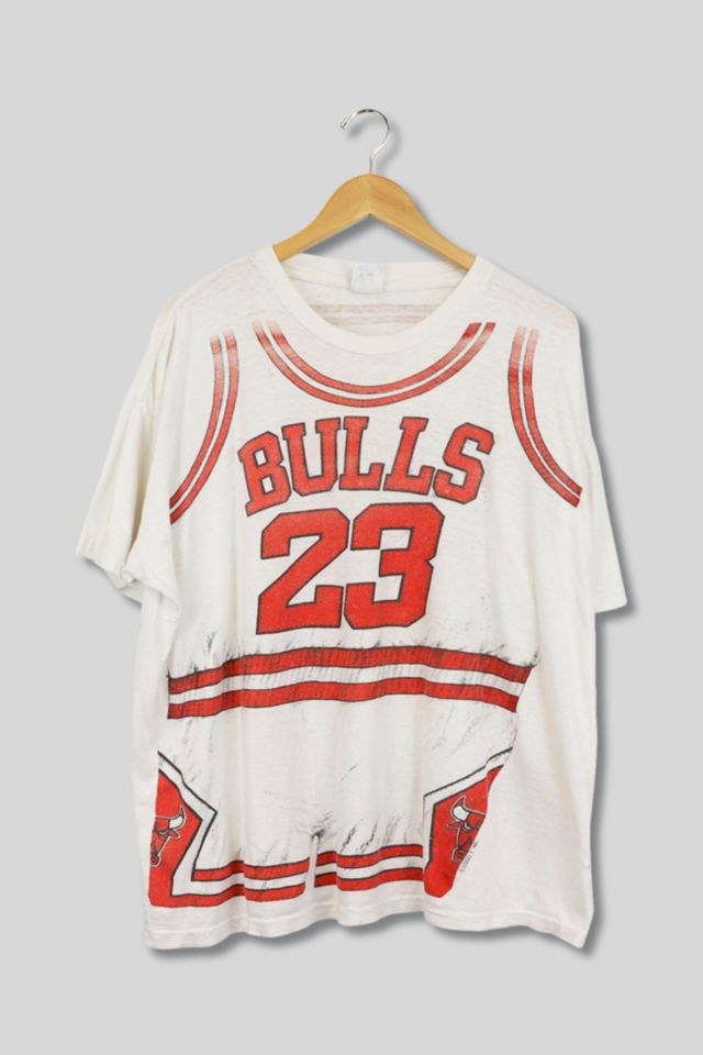 Vintage NBA Chicago Bulls 23 T Shirt | Urban Outfitters