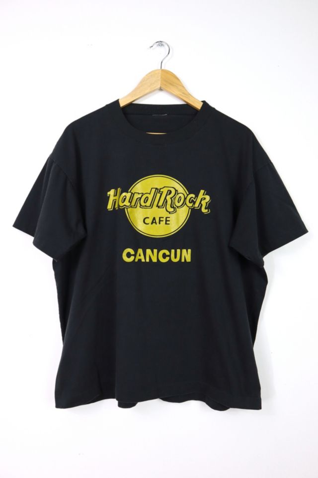 Vintage Hard Rock Cancun Tee | Urban Outfitters