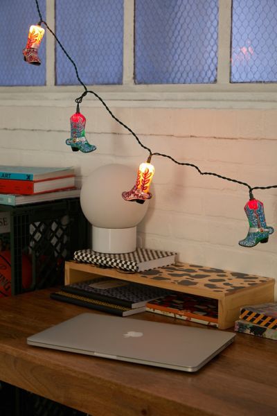 cowboy-boot-string-lights-urban-outfitters