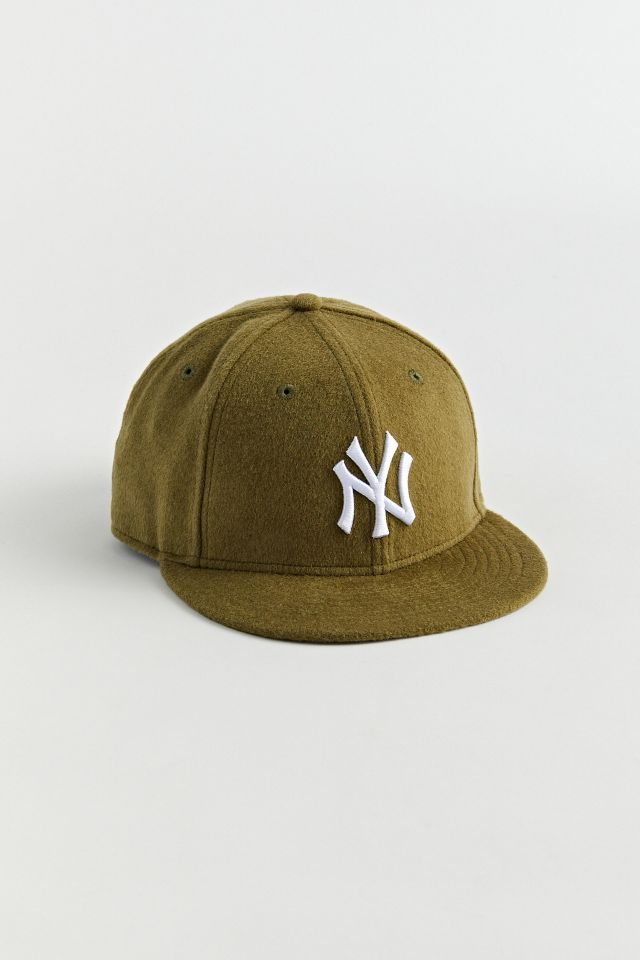 New Era UO Exclusive 59FIFTY New York Yankees Wool Fitted Hat #1