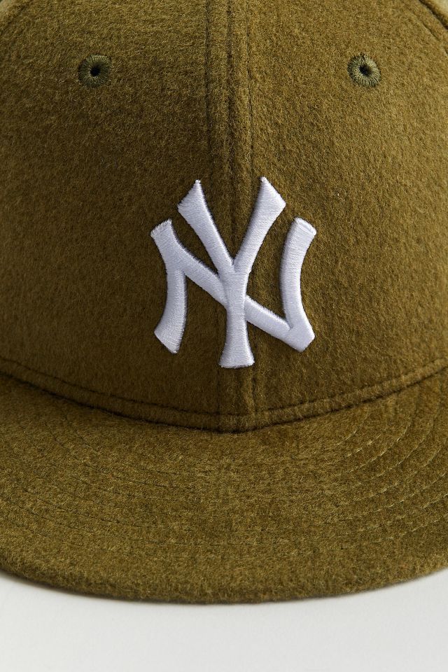 New Era New York Yankees Pinstripe Baseball Hat in Navy, Men's at Urban Outfitters