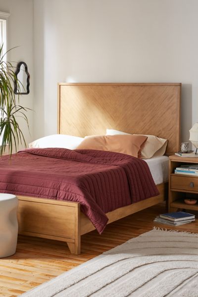 Brushed Geo Camp Bed Blanket | Urban Outfitters