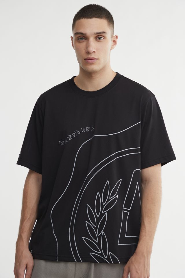 Magnlens Tee | Urban Outfitters