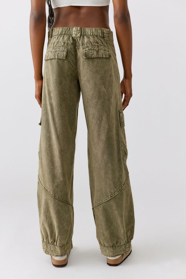 UO Jules Cargo Pant Urban Outfitters Women Clothing Pants Cargo Pants 