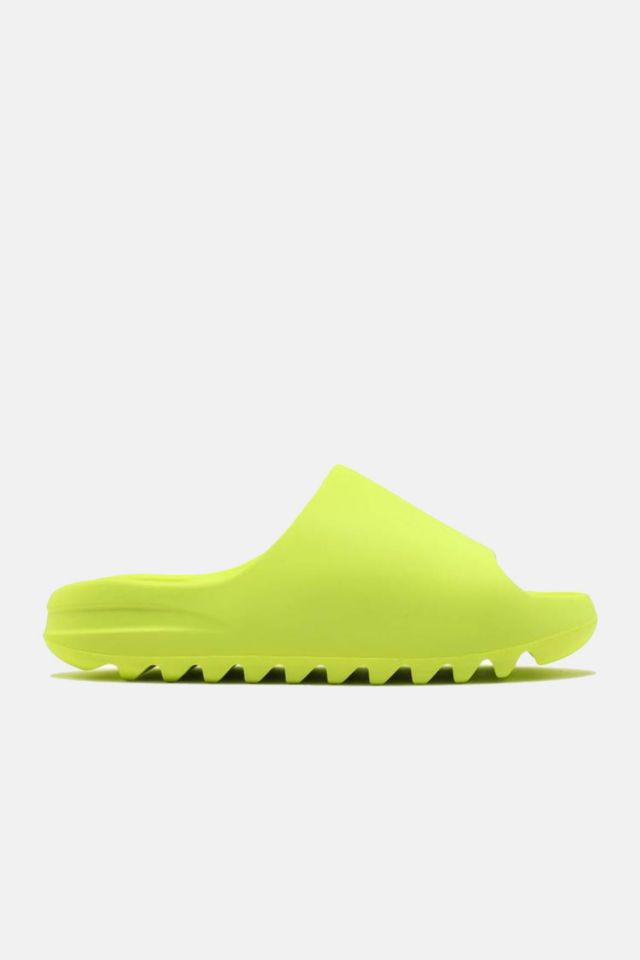 Adidas Yeezy Slides 'Glow Green' - GX6138 | Urban Outfitters