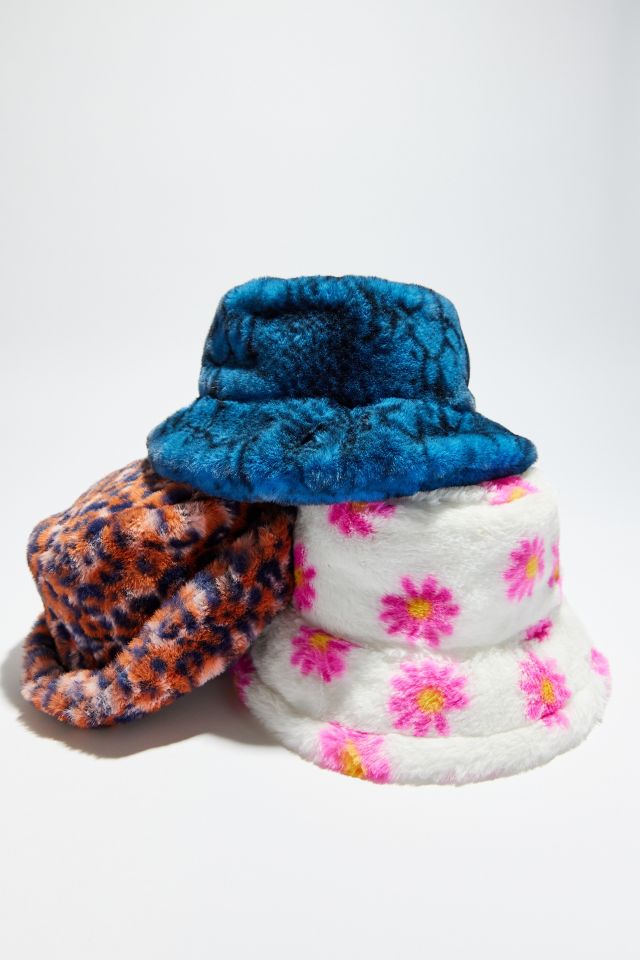 Knox Printed Faux Fur Bucket | Urban Outfitters