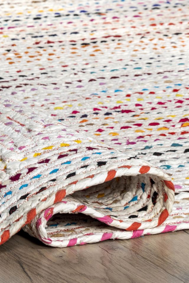 Handmade Ivory Cotton Oval Braided 5' x 8' Rug