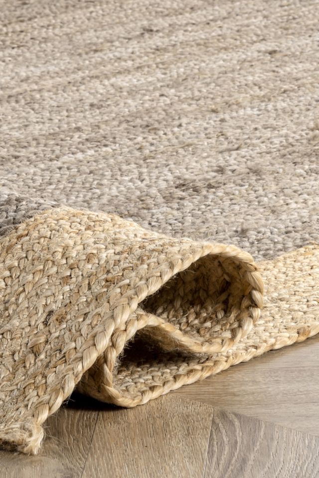 Handmade Red Braided Jute Reversible 4' x 6' Rug