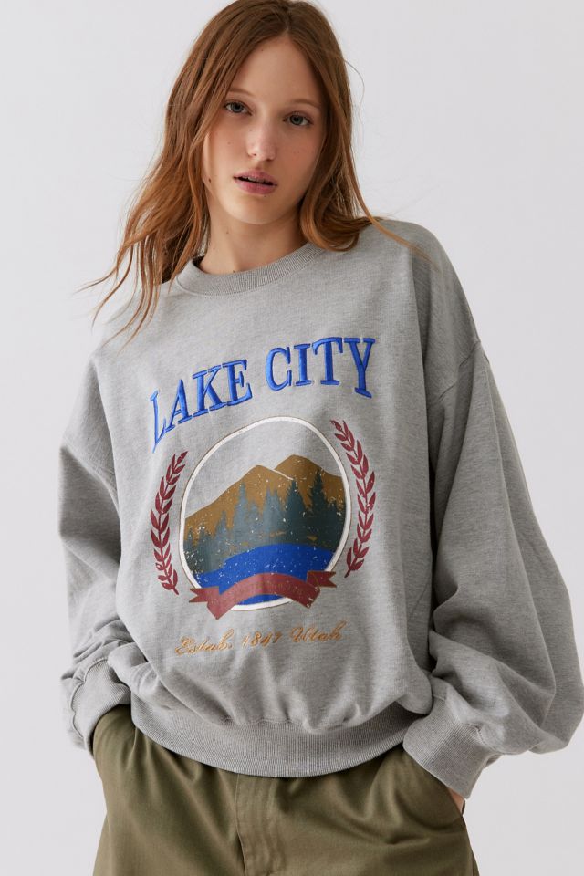 Urban outfitters best sale vintage crewneck