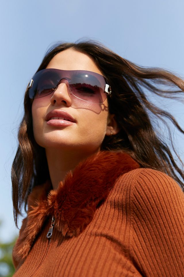Lindsay Oversized Shield Sunglasses | Urban Outfitters