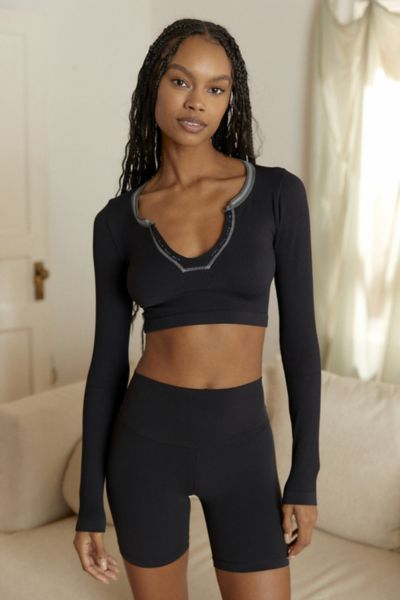 Out From Under Go For Gold Seamless Long Sleeve Top In Black