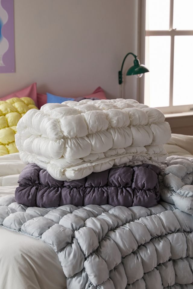 Puffy blanket for online bed