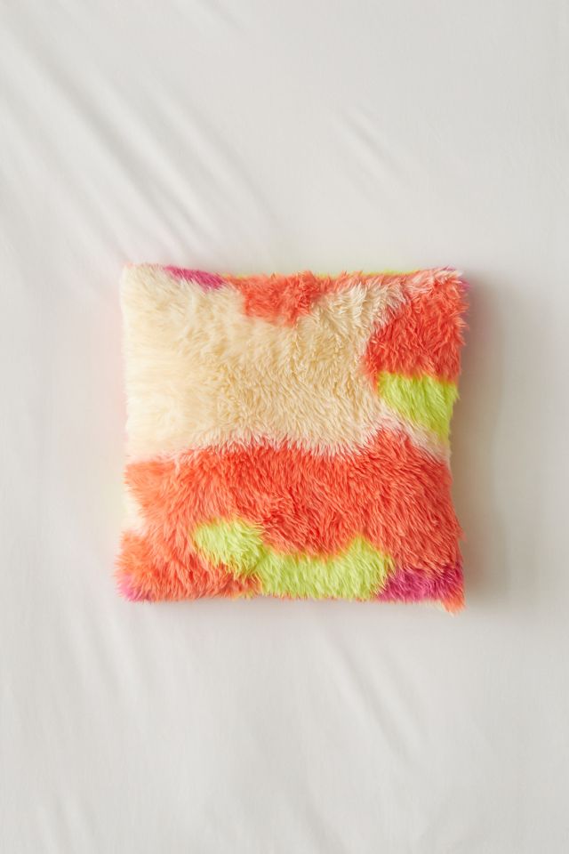 Coussin Décoratif Ondulé Bébé Camo Fausse Fourrure Poilue #1