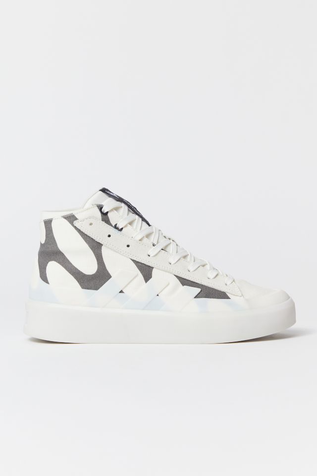 ※最終価格【廃盤／人気完売】adidas x marimekko ウニッコ L adidas X Marimekko Znsored High-Top Sneaker | Urban Outfitters