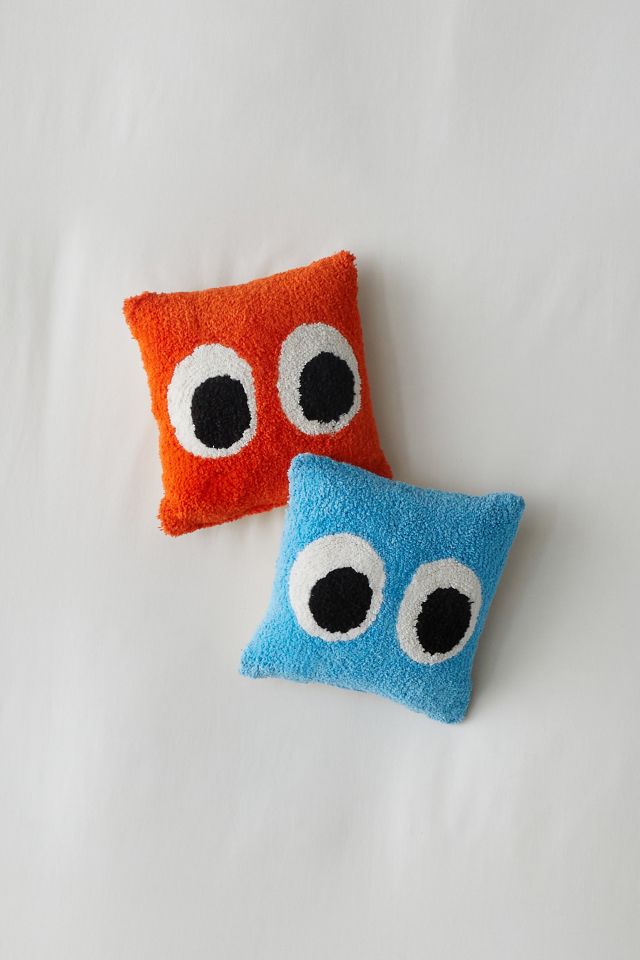 Googly Eyes Tufted Mini Throw Pillow Urban Outfitters