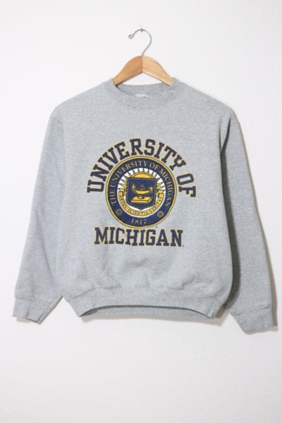 U of store m crewneck sweatshirt