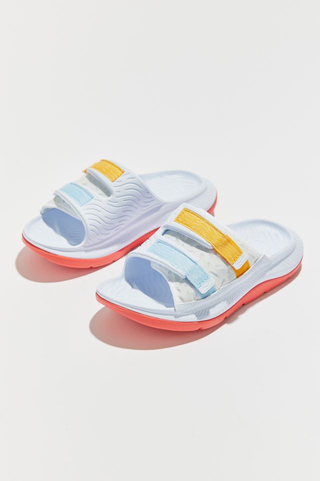 Adidas slides hot sale urban outfitters