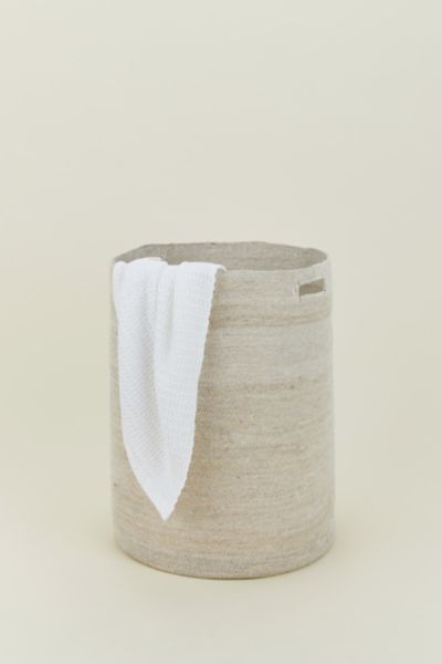 HAWKINS NEW YORK WOVEN SEA GRASS ESSENTIAL HAMPER IN WHITE AT URBAN OUTFITTERS 