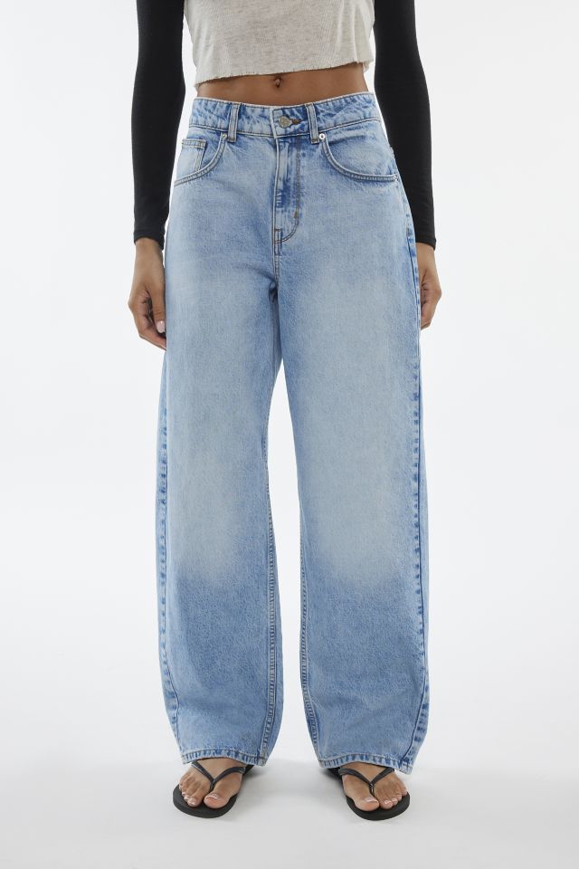 Slouchy deals jeans bershka