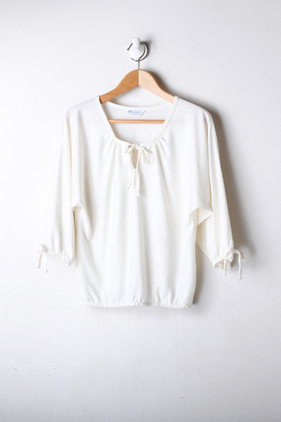 Vintage Creamy Tie Front Top