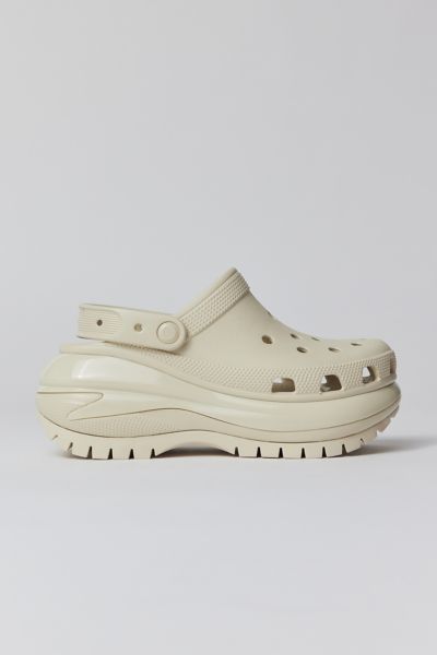 Crocs Mega Crush Clog In Bone