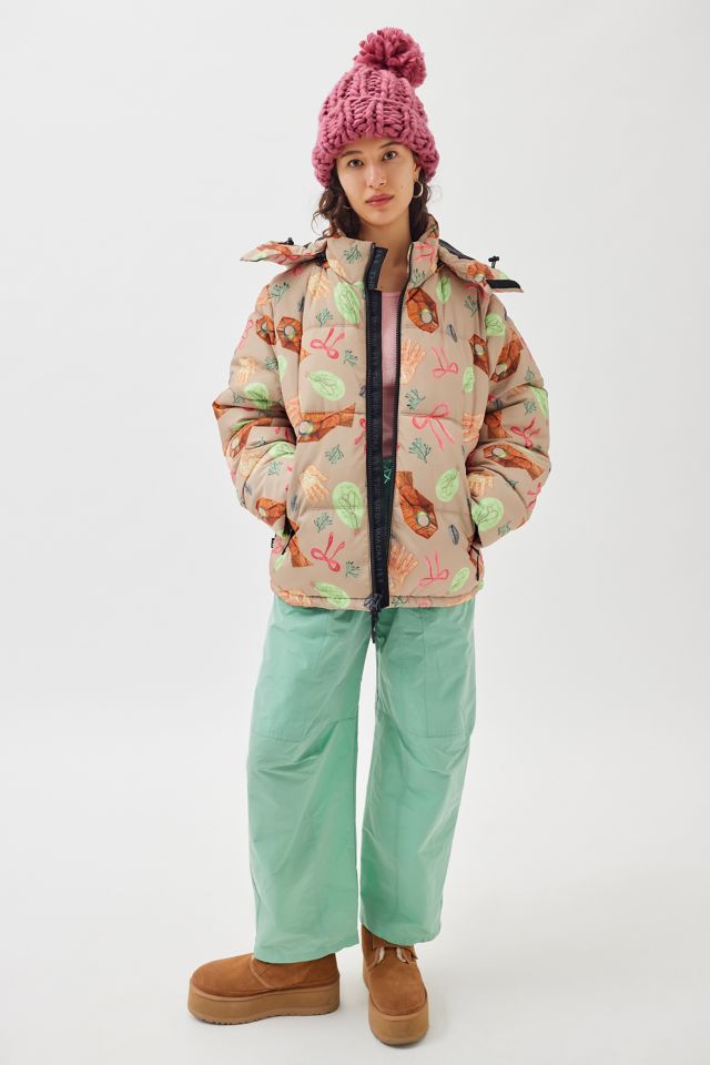 The Very Warm Camo Print Puffer Jacket  Urban Outfitters Japan - Clothing,  Music, Home & Accessories