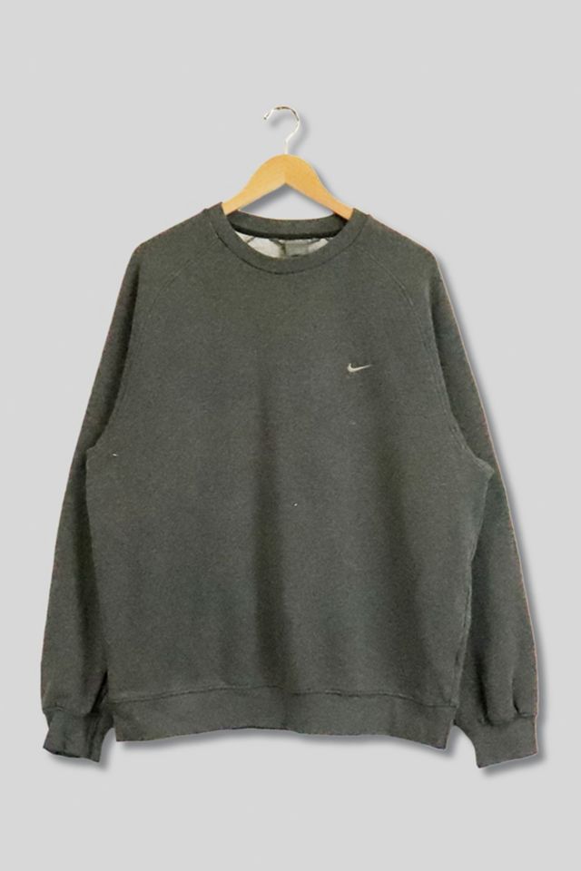 Urban outfitters nike sweatshirt sale