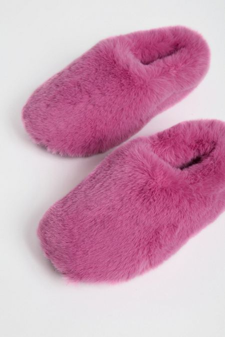 Women's Slippers | Urban Outfitters