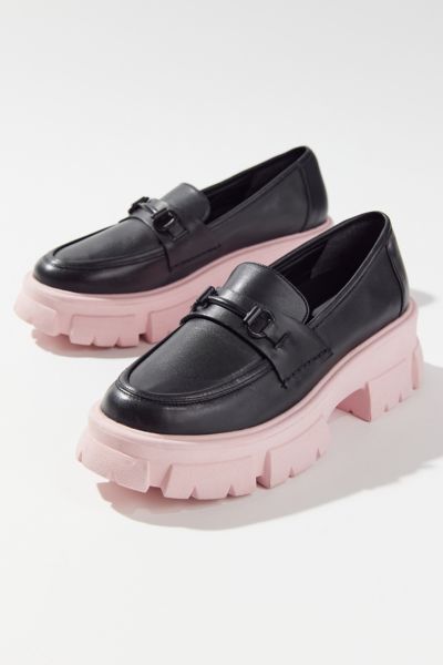 Steve Madden Trifecta Platform Loafer In Black + Pink