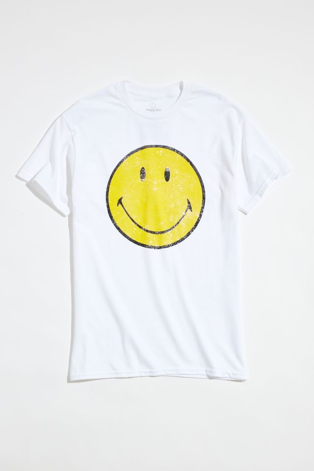 Smiley Vintage Logo Tee | Urban Outfitters