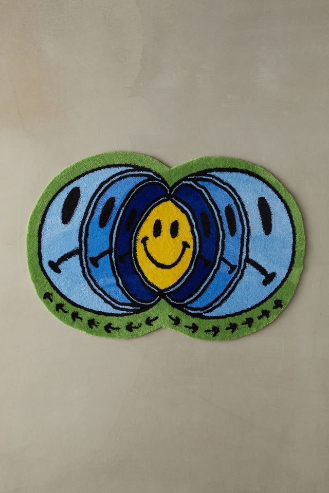 Market X Smiley Look Within Rug | Urban Outfitters