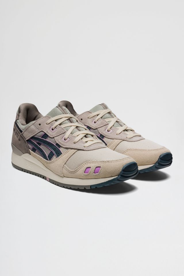 Asics gel lyte hot sale iii urban outfitters