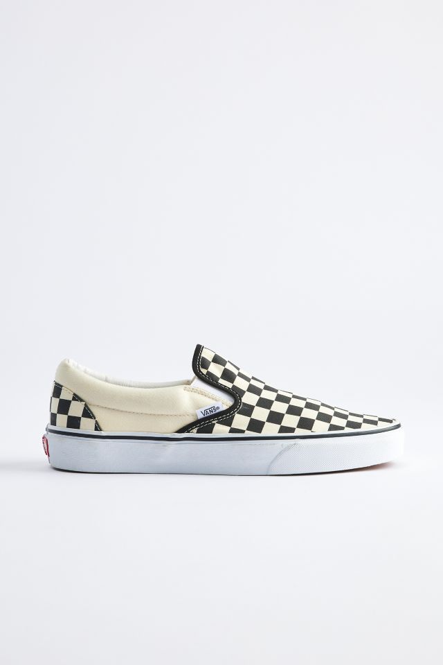 Vans slip hotsell on checkerboard white