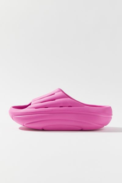 Ugg Foamo Slide Sandal In Dragon Fruit