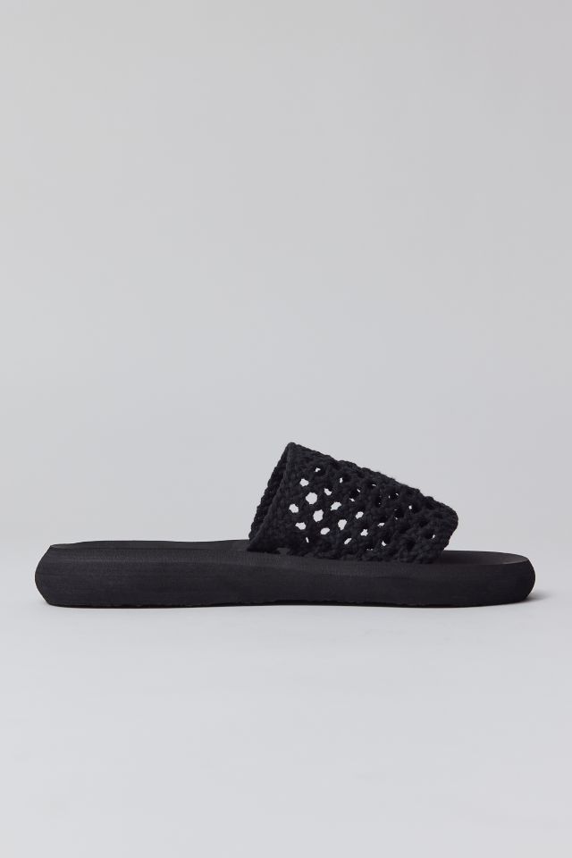 Rocket Dog Sunset Slide Crochet Slide Sandal | Urban Outfitters Canada