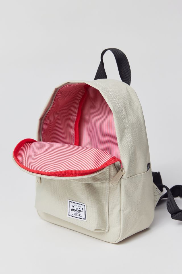 Herschel Supply Co. Mochila Classic  Urban Outfitters México - Ropa,  música, hogar y accesorios