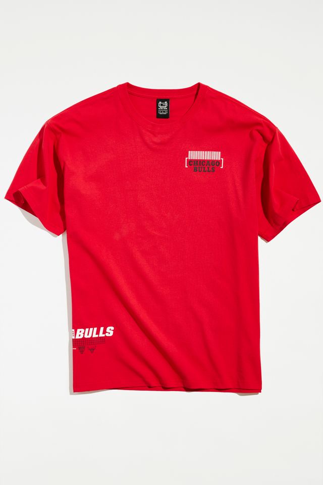 ULTRA GAME Chicago Bulls Big City Boxy Fit Tee | Urban Outfitters