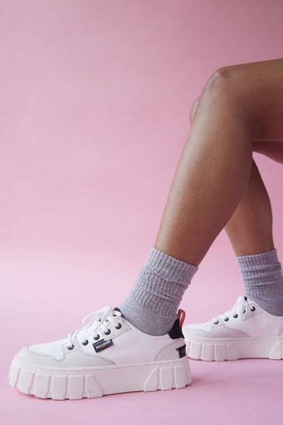 PALLADIUM PALLATOWER LOW PLATFORM SNEAKER IN STAR WHITE, WOMEN'S AT URBAN OUTFITTERS