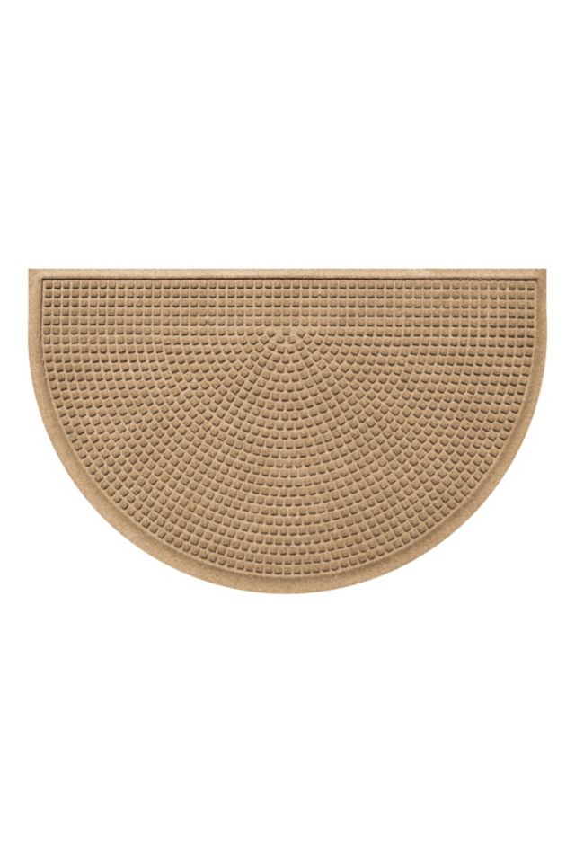 Matterly Waterhog Luxe Hourglass Indoor/Outdoor Doormat in Graphite at Urban Outfitters