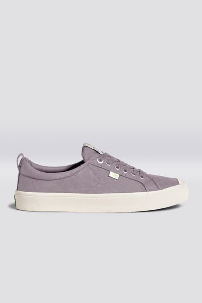 Cariuma Oca Low Canvas Sneaker In Dark Grey