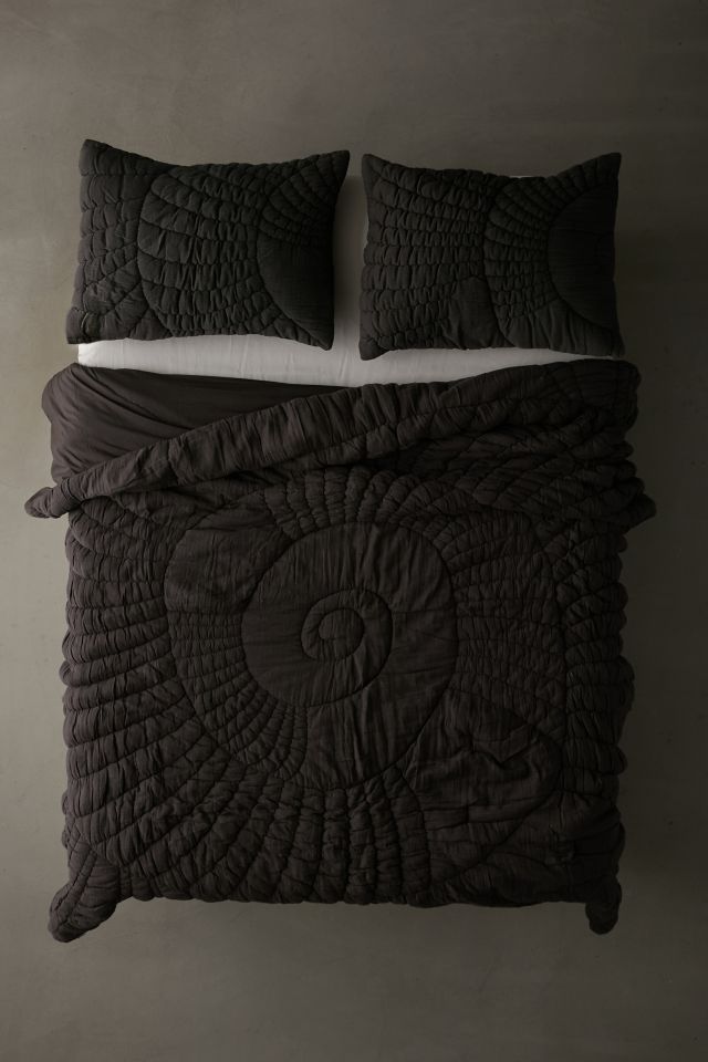 Shelly Comforter #1