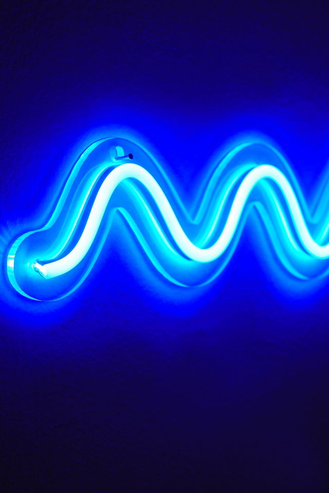 Squiggle Neon Wavy Sign | Urban Outfitters Canada
