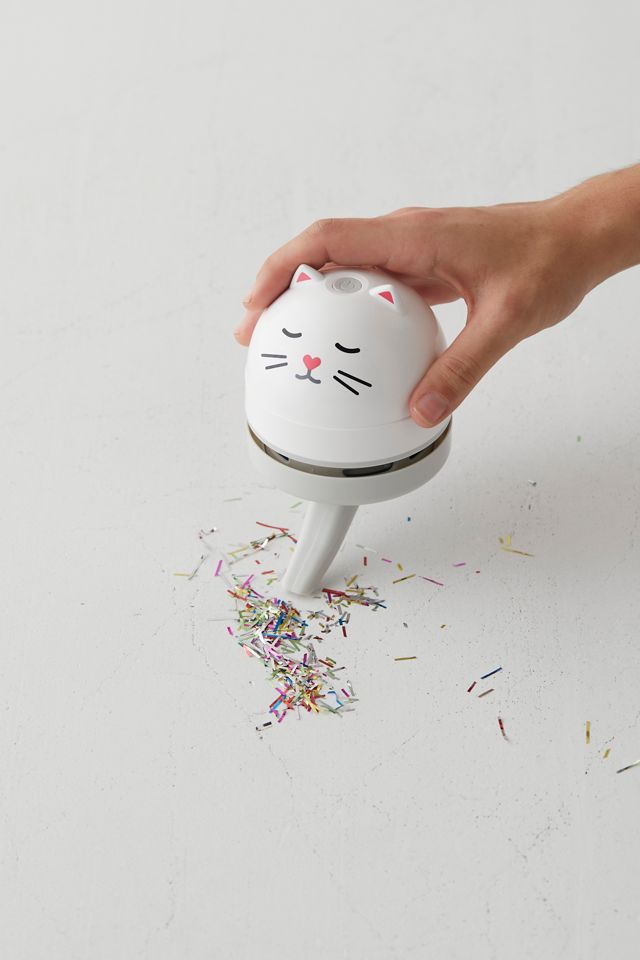 Mustard Cat Desk Vacuum #1