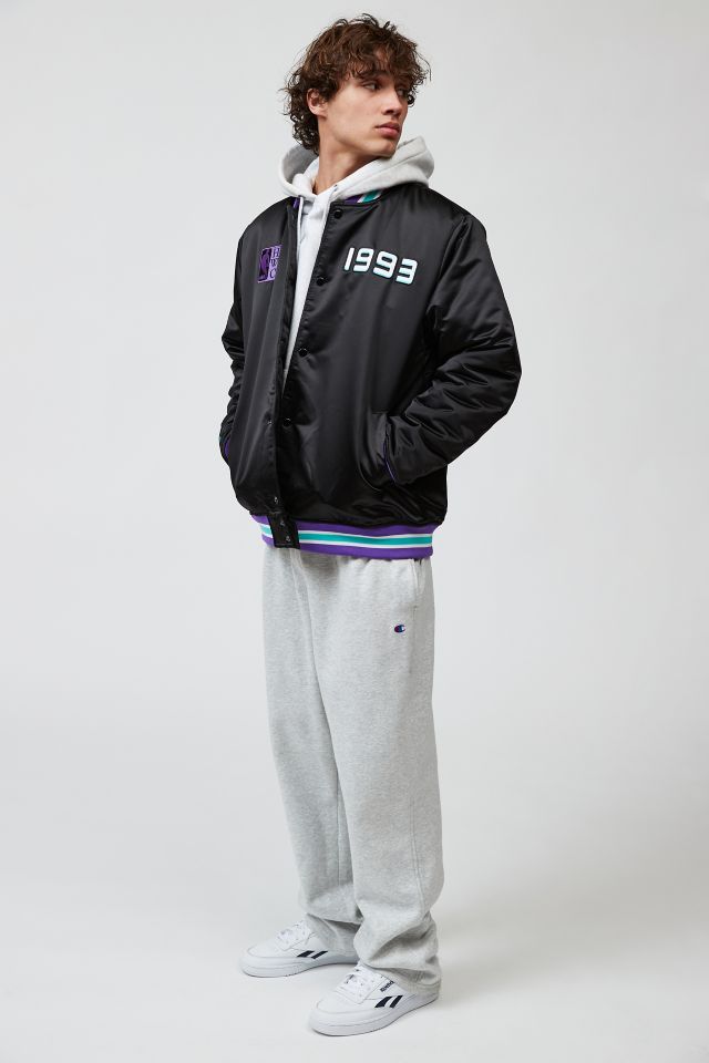 Mitchell & Ness Las Vegas Raiders NFL Heavyweight Satin Jacket in Black, Men's at Urban Outfitters